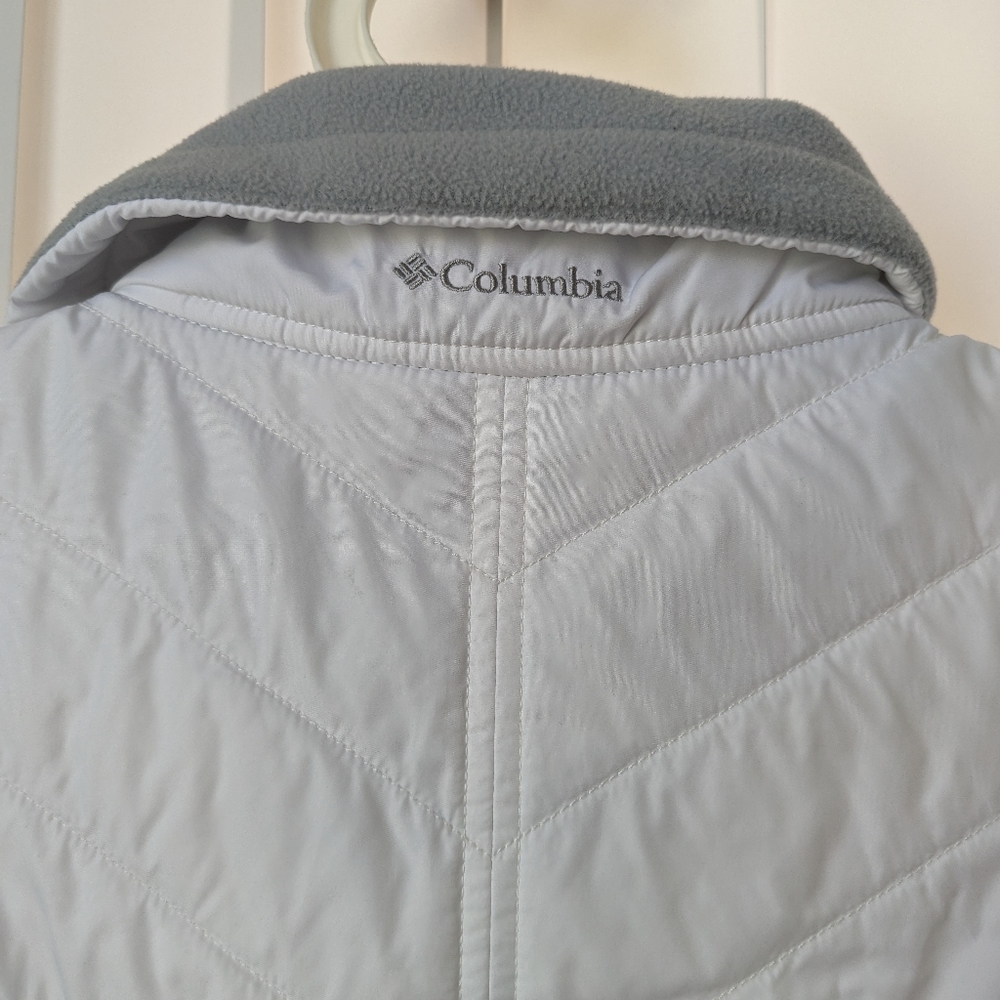 Columbia Thin Layer Vest Small - image 6